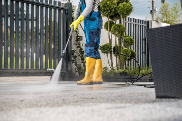 Why Choose Our Certified Pressure Washing Experts for Your Project Needs in Pheasant Run, OH?